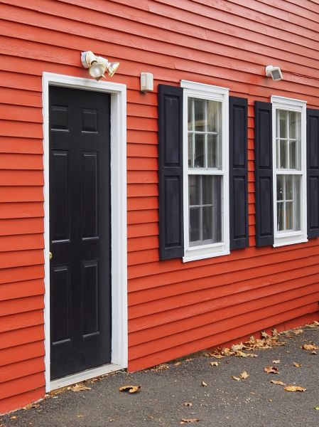 Cost of Red Vinyl Siding Installation in Nampa