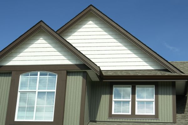 Cost of Vertical Vinyl Siding Repair in Nampa