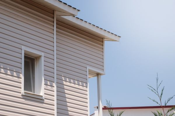 Cost of Vinyl Siding Hole Repair in Nampa